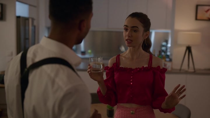 Emily_in_Paris_S02E07_WEBRip_x264-ION10_1162.jpg Emily_in_Paris_S02E07_WEBRip_x264-ION10_1162.jpg