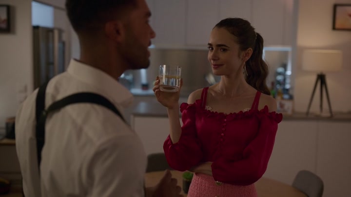 Emily_in_Paris_S02E07_WEBRip_x264-ION10_1167.jpg Emily_in_Paris_S02E07_WEBRip_x264-ION10_1167.jpg