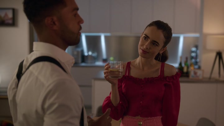 Emily_in_Paris_S02E07_WEBRip_x264-ION10_1197.jpg Emily_in_Paris_S02E07_WEBRip_x264-ION10_1197.jpg