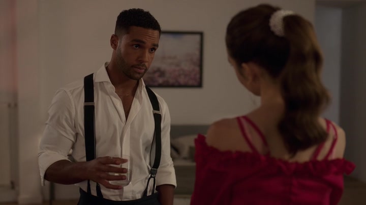 Emily_in_Paris_S02E07_WEBRip_x264-ION10_1204.jpg Emily_in_Paris_S02E07_WEBRip_x264-ION10_1204.jpg
