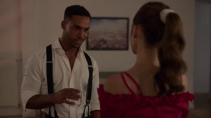 Emily_in_Paris_S02E07_WEBRip_x264-ION10_1235.jpg Emily_in_Paris_S02E07_WEBRip_x264-ION10_1235.jpg