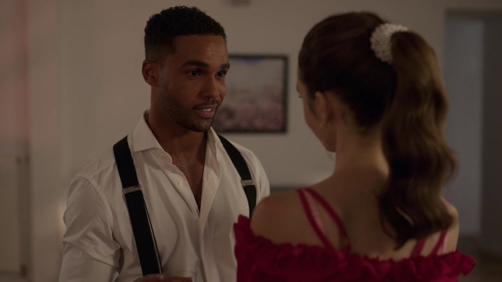 Emily_in_Paris_S02E07_WEBRip_x264-ION10_1256.jpg Emily_in_Paris_S02E07_WEBRip_x264-ION10_1256.jpg