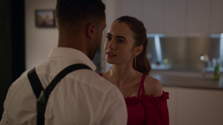 Emily_in_Paris_S02E07_WEBRip_x264-ION10_1307.jpg