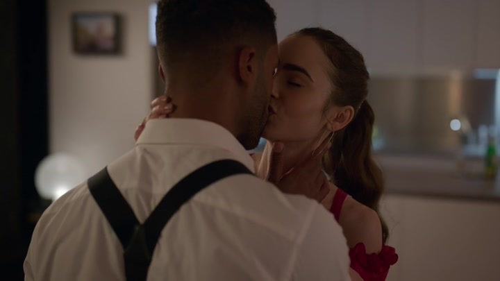 Emily_in_Paris_S02E07_WEBRip_x264-ION10_1335.jpg Emily_in_Paris_S02E07_WEBRip_x264-ION10_1335.jpg