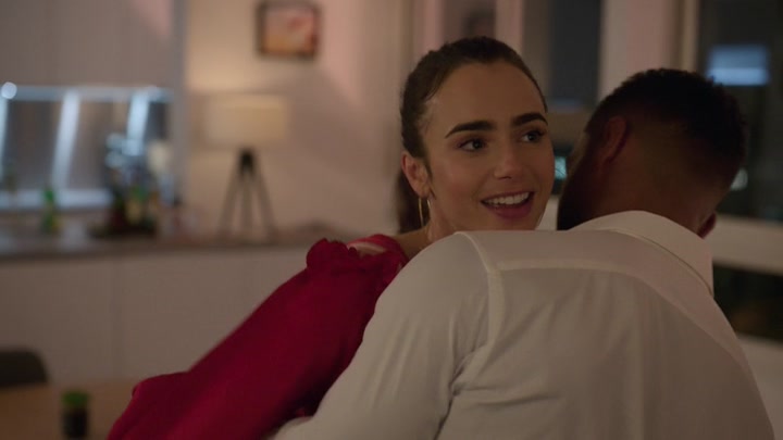 Emily_in_Paris_S02E07_WEBRip_x264-ION10_1374.jpg