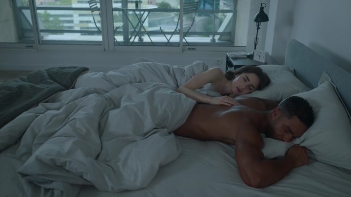 Emily_in_Paris_S02E07_WEBRip_x264-ION10_1405.jpg Emily_in_Paris_S02E07_WEBRip_x264-ION10_1405.jpg
