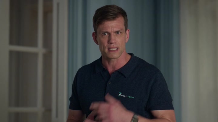 Emily_in_Paris_S02E07_WEBRip_x264-ION10_1708.jpg