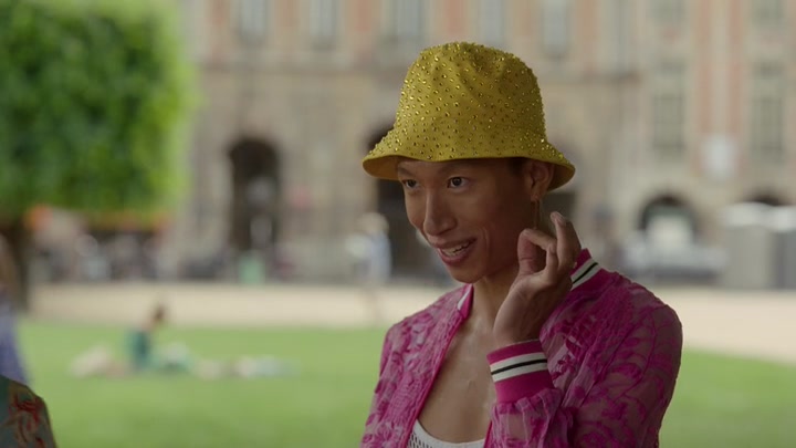 Emily_in_Paris_S02E07_WEBRip_x264-ION10_1859.jpg Emily_in_Paris_S02E07_WEBRip_x264-ION10_1859.jpg