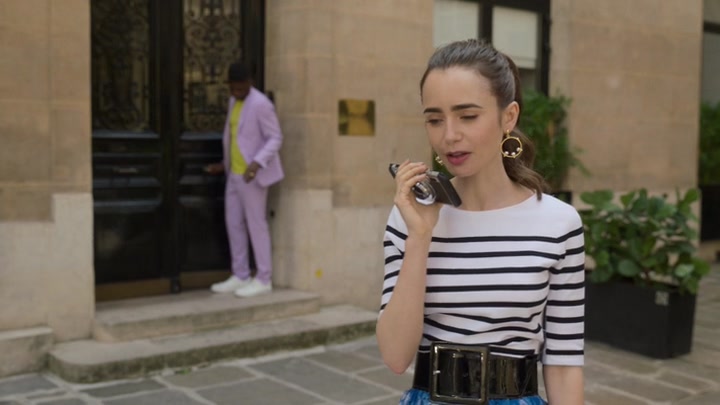 Emily_in_Paris_S02E07_WEBRip_x264-ION10_2003.jpg