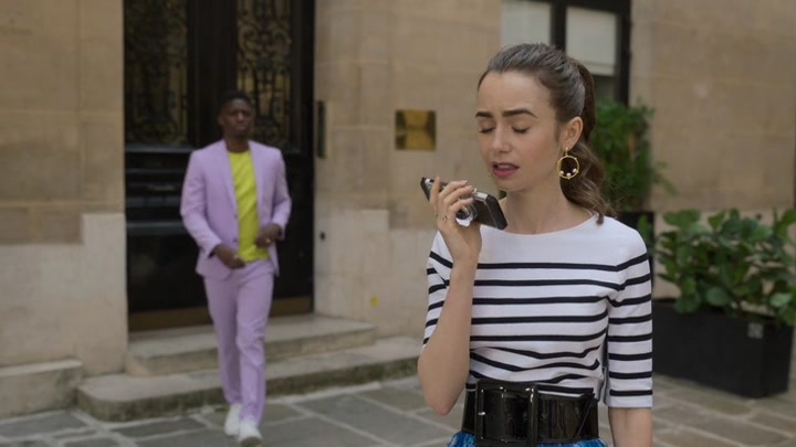 Emily_in_Paris_S02E07_WEBRip_x264-ION10_2009.jpg