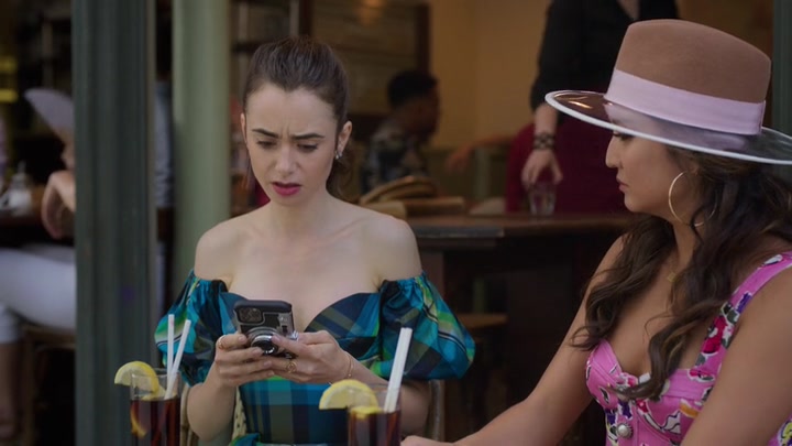 Emily_in_Paris_S02E07_WEBRip_x264-ION10_2126.jpg Emily_in_Paris_S02E07_WEBRip_x264-ION10_2126.jpg