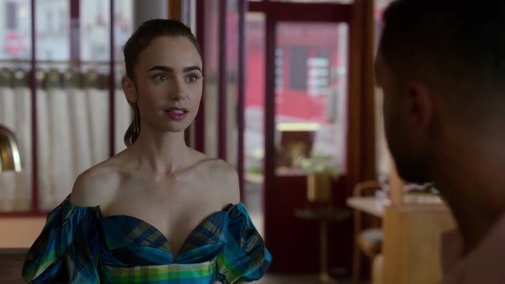 Emily_in_Paris_S02E07_WEBRip_x264-ION10_2418.jpg