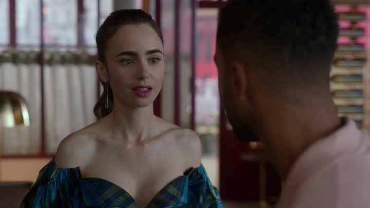 Emily_in_Paris_S02E07_WEBRip_x264-ION10_2442.jpg