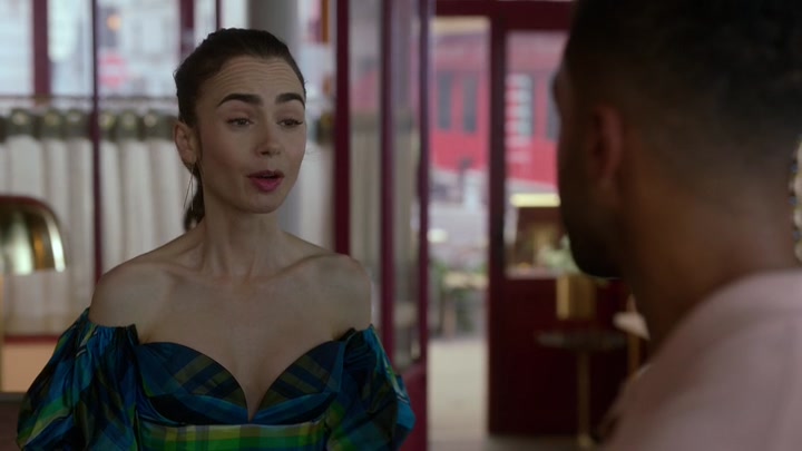 Emily_in_Paris_S02E07_WEBRip_x264-ION10_2461.jpg