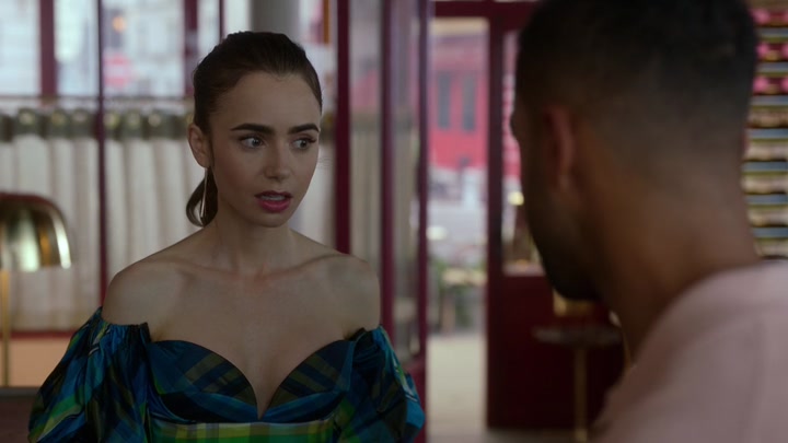 Emily_in_Paris_S02E07_WEBRip_x264-ION10_2475.jpg