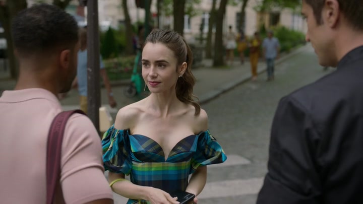 Emily_in_Paris_S02E07_WEBRip_x264-ION10_2655.jpg Emily_in_Paris_S02E07_WEBRip_x264-ION10_2655.jpg