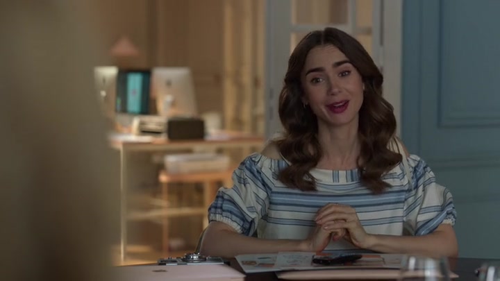 Emily_in_Paris_S02E08_WEBRip_x264-ION10_0040.jpg