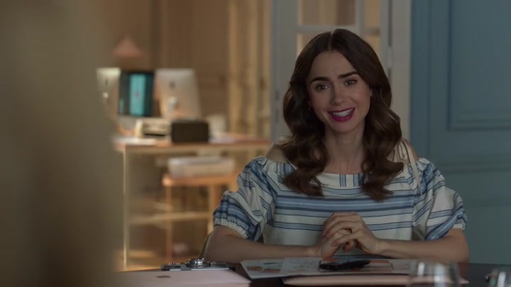Emily_in_Paris_S02E08_WEBRip_x264-ION10_0041.jpg