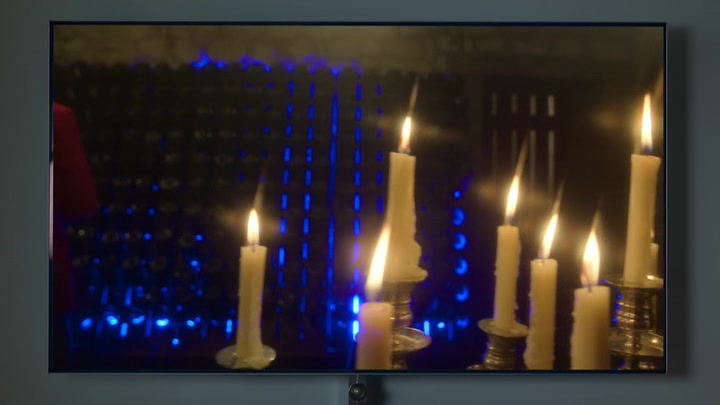 Emily_in_Paris_S02E08_WEBRip_x264-ION10_0118.jpg Emily_in_Paris_S02E08_WEBRip_x264-ION10_0118.jpg