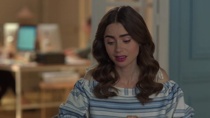 Emily_in_Paris_S02E08_WEBRip_x264-ION10_0165.jpg