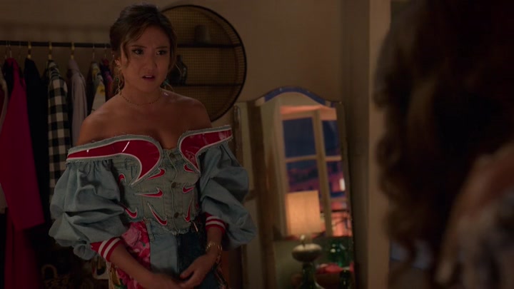 Emily_in_Paris_S02E08_WEBRip_x264-ION10_0261.jpg Emily_in_Paris_S02E08_WEBRip_x264-ION10_0261.jpg