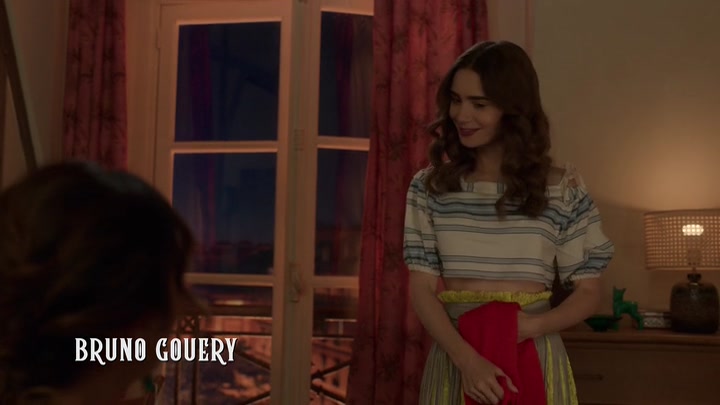 Emily_in_Paris_S02E08_WEBRip_x264-ION10_0307.jpg