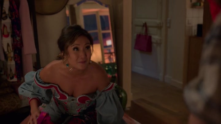 Emily_in_Paris_S02E08_WEBRip_x264-ION10_0310.jpg Emily_in_Paris_S02E08_WEBRip_x264-ION10_0310.jpg