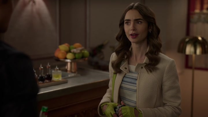 Emily_in_Paris_S02E08_WEBRip_x264-ION10_0373.jpg Emily_in_Paris_S02E08_WEBRip_x264-ION10_0373.jpg