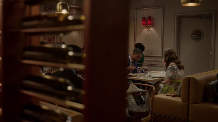 Emily_in_Paris_S02E08_WEBRip_x264-ION10_0444.jpg Emily_in_Paris_S02E08_WEBRip_x264-ION10_0444.jpg