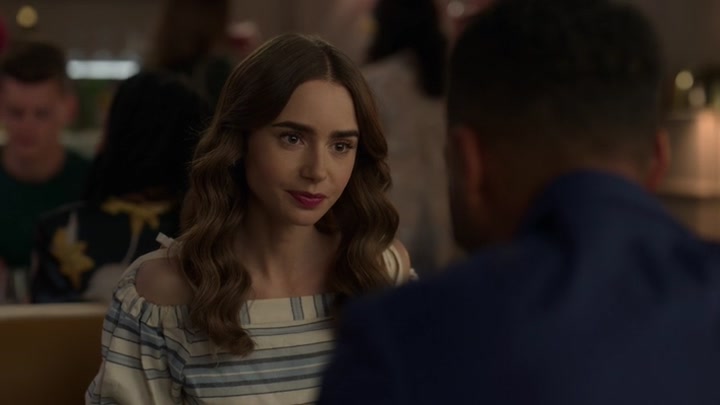 Emily_in_Paris_S02E08_WEBRip_x264-ION10_0462.jpg