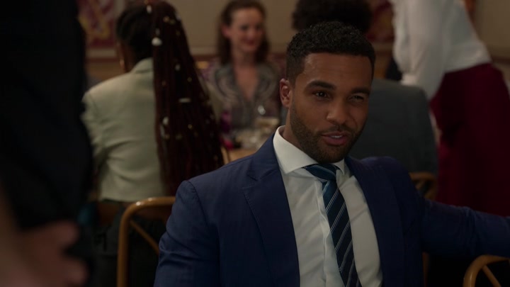 Emily_in_Paris_S02E08_WEBRip_x264-ION10_0530.jpg Emily_in_Paris_S02E08_WEBRip_x264-ION10_0530.jpg
