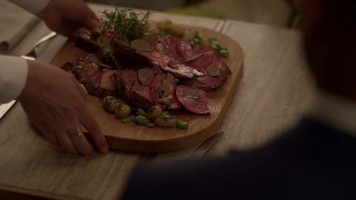 Emily_in_Paris_S02E08_WEBRip_x264-ION10_0640.jpg Emily_in_Paris_S02E08_WEBRip_x264-ION10_0640.jpg