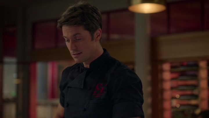 Emily_in_Paris_S02E08_WEBRip_x264-ION10_0658.jpg Emily_in_Paris_S02E08_WEBRip_x264-ION10_0658.jpg