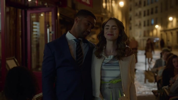 Emily_in_Paris_S02E08_WEBRip_x264-ION10_0694.jpg