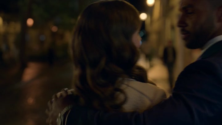 Emily_in_Paris_S02E08_WEBRip_x264-ION10_0698.jpg Emily_in_Paris_S02E08_WEBRip_x264-ION10_0698.jpg