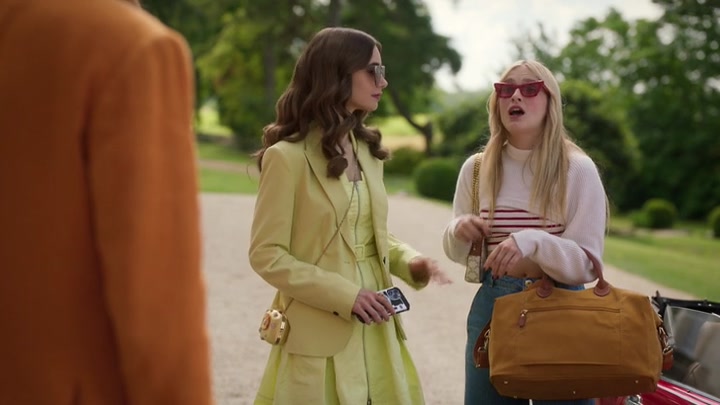 Emily_in_Paris_S02E08_WEBRip_x264-ION10_0886.jpg Emily_in_Paris_S02E08_WEBRip_x264-ION10_0886.jpg