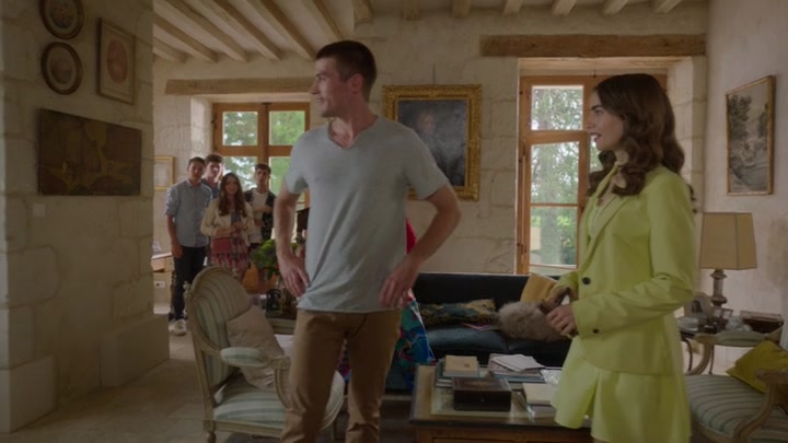 Emily_in_Paris_S02E08_WEBRip_x264-ION10_0963.jpg Emily_in_Paris_S02E08_WEBRip_x264-ION10_0963.jpg