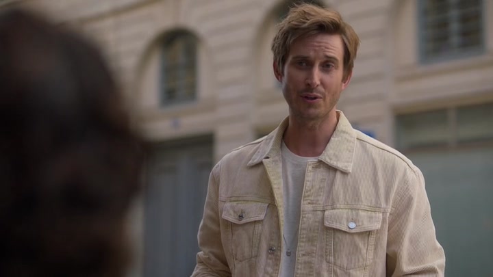 Emily_in_Paris_S02E08_WEBRip_x264-ION10_1310.jpg Emily_in_Paris_S02E08_WEBRip_x264-ION10_1310.jpg