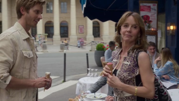 Emily_in_Paris_S02E08_WEBRip_x264-ION10_1324.jpg Emily_in_Paris_S02E08_WEBRip_x264-ION10_1324.jpg