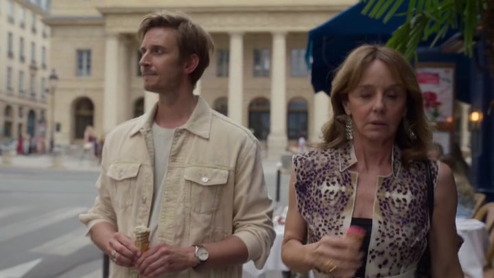 Emily_in_Paris_S02E08_WEBRip_x264-ION10_1330.jpg Emily_in_Paris_S02E08_WEBRip_x264-ION10_1330.jpg