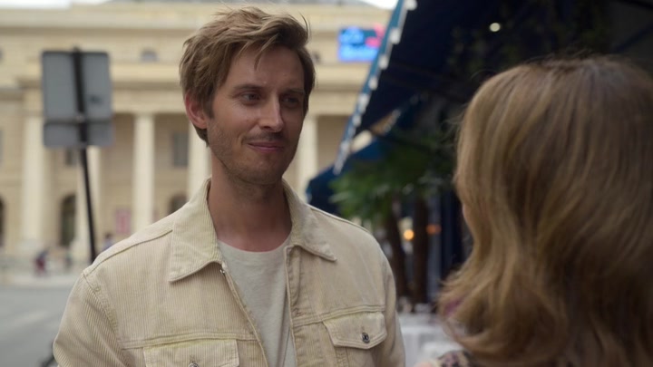 Emily_in_Paris_S02E08_WEBRip_x264-ION10_1376.jpg Emily_in_Paris_S02E08_WEBRip_x264-ION10_1376.jpg