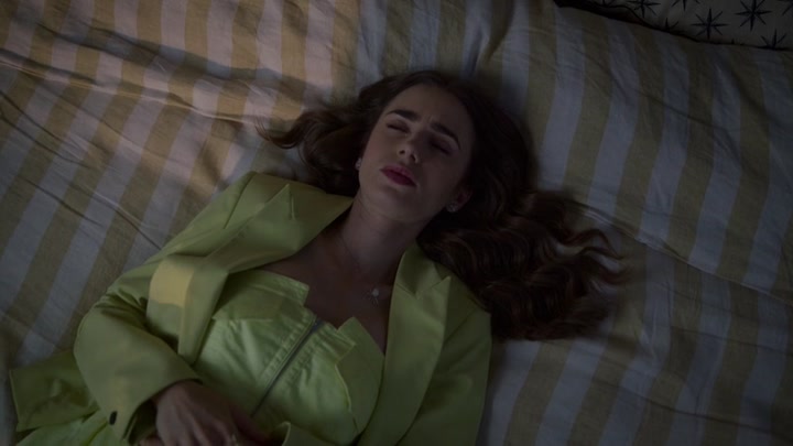 Emily_in_Paris_S02E08_WEBRip_x264-ION10_1920.jpg