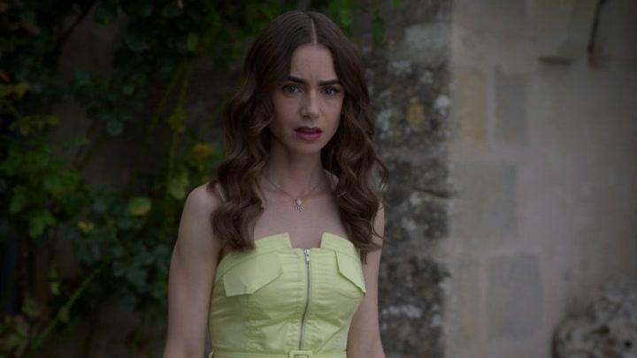Emily_in_Paris_S02E08_WEBRip_x264-ION10_1962.jpg