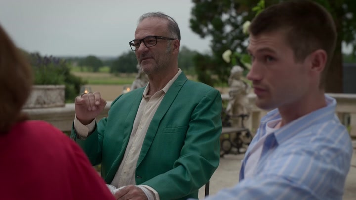 Emily_in_Paris_S02E08_WEBRip_x264-ION10_2018.jpg