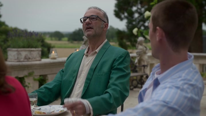 Emily_in_Paris_S02E08_WEBRip_x264-ION10_2023.jpg