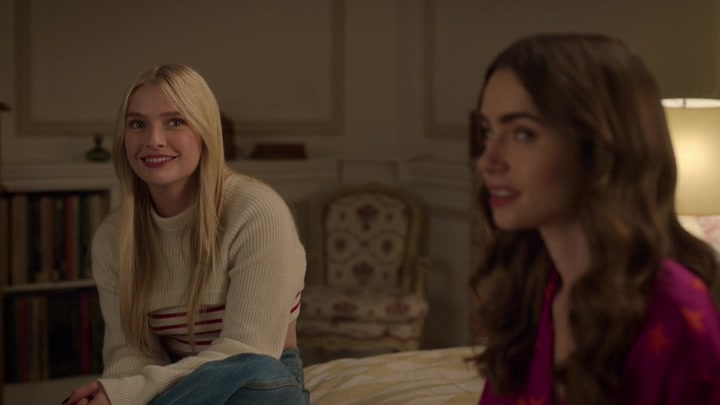 Emily_in_Paris_S02E08_WEBRip_x264-ION10_2123.jpg