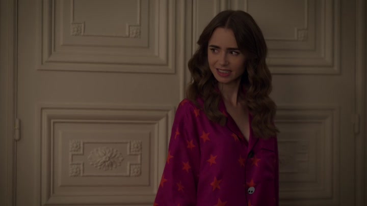 Emily_in_Paris_S02E08_WEBRip_x264-ION10_2268.jpg
