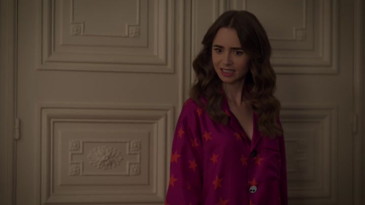 Emily_in_Paris_S02E08_WEBRip_x264-ION10_2269.jpg