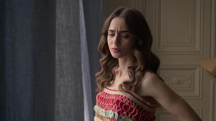 Emily_in_Paris_S02E08_WEBRip_x264-ION10_2548.jpg Emily_in_Paris_S02E08_WEBRip_x264-ION10_2548.jpg