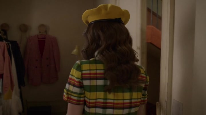 Emily_in_Paris_S02E09_WEBRip_x264-ION10_0270.jpg Emily_in_Paris_S02E09_WEBRip_x264-ION10_0270.jpg